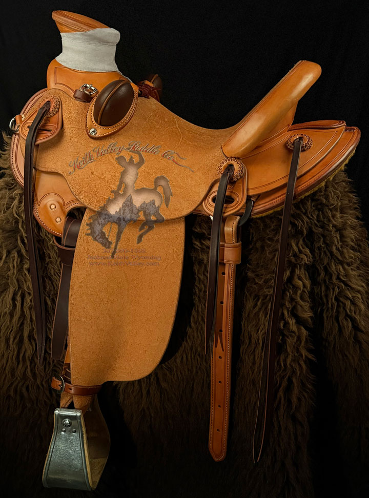 Smooth Half Breed wade saddle made by Keith Valley.